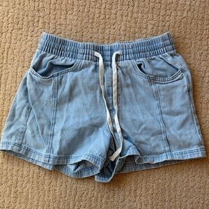 Trendy Universal Threads Light Blue Denim Drawstring Shorts Medium